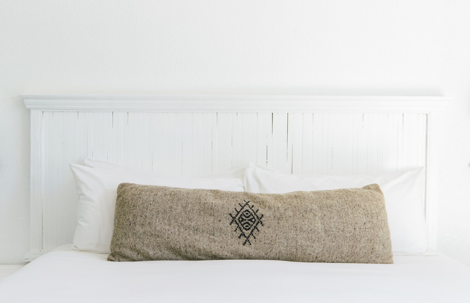 One Bedroom King Suite Alcazar Hotel-long pillow